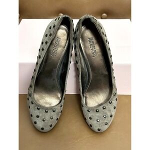 Kenneth Cole Reaction Womens Leather‎ Upper Wedge Studs  7.5M Mid Heel Punk